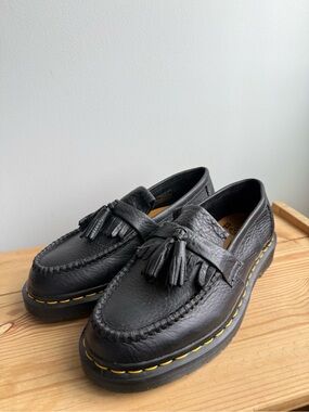 Dr Martens EU39 US8 Black NWOT Adrian Yellow Stich Ambassador Leather Loafers